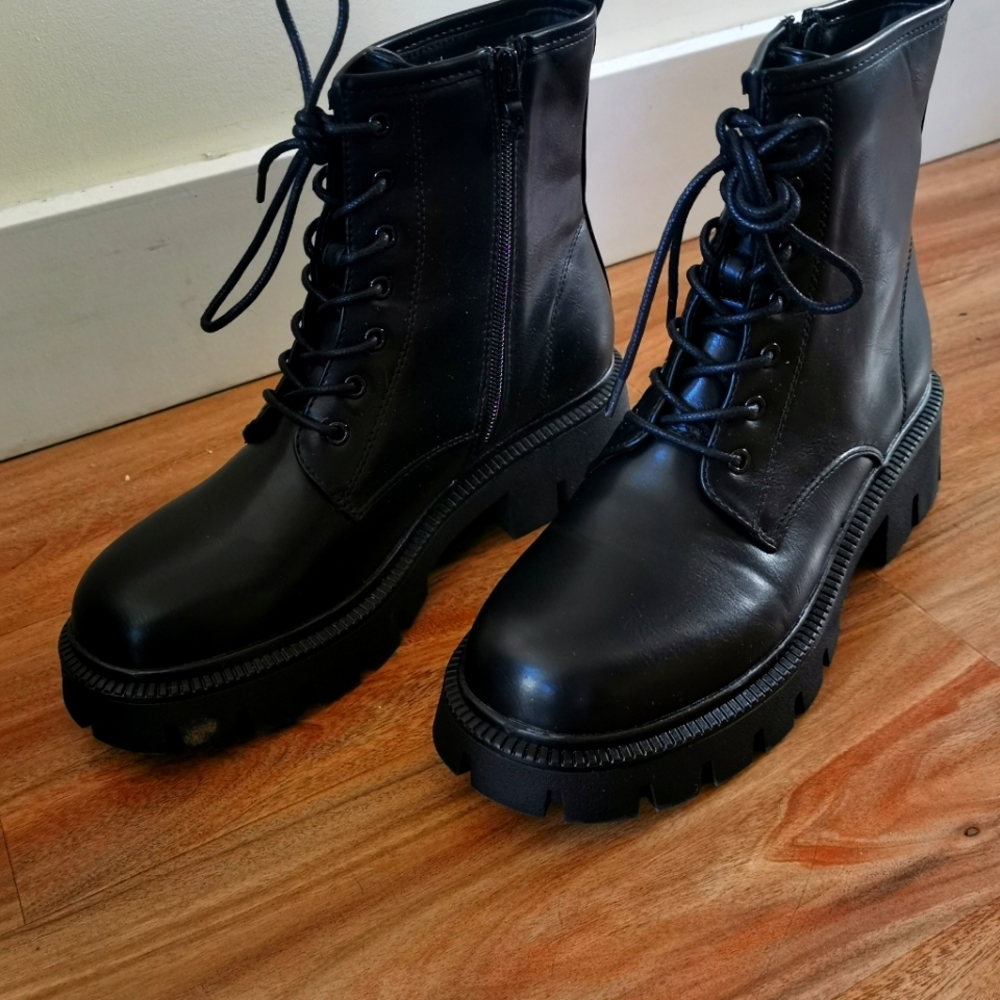 Vegan/Faux Leather Boots